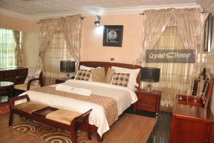 Crystal House International Hotel إلورين المظهر الخارجي الصورة